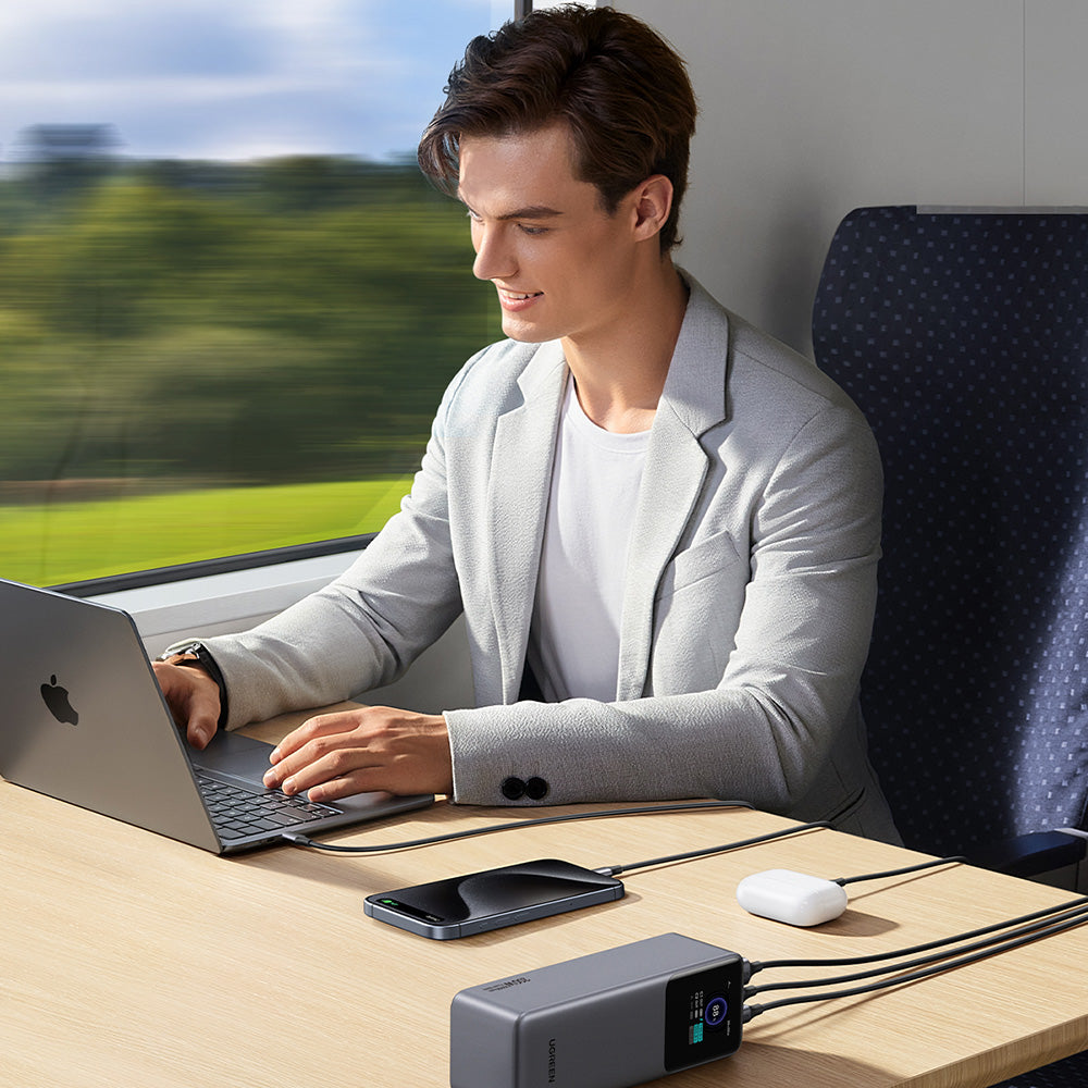 Ugreen - Power Bank PB722 (35525B) - Fast Charging, Digital Display, 25000mAh, USB, 2x Type-C, 200W, QC, PD, 5V/3A - Gre