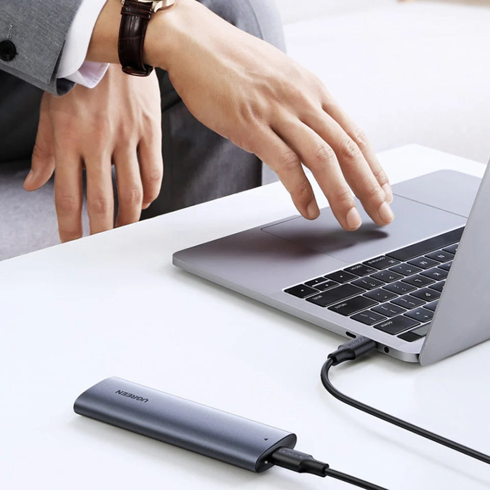 Ugreen - Hard Drive Enclosure CM400 (10903) - with USB to Type-C Cable, USB-C to M.2 B-Key, for SSD SATA, 6Gbps, 2TB - G