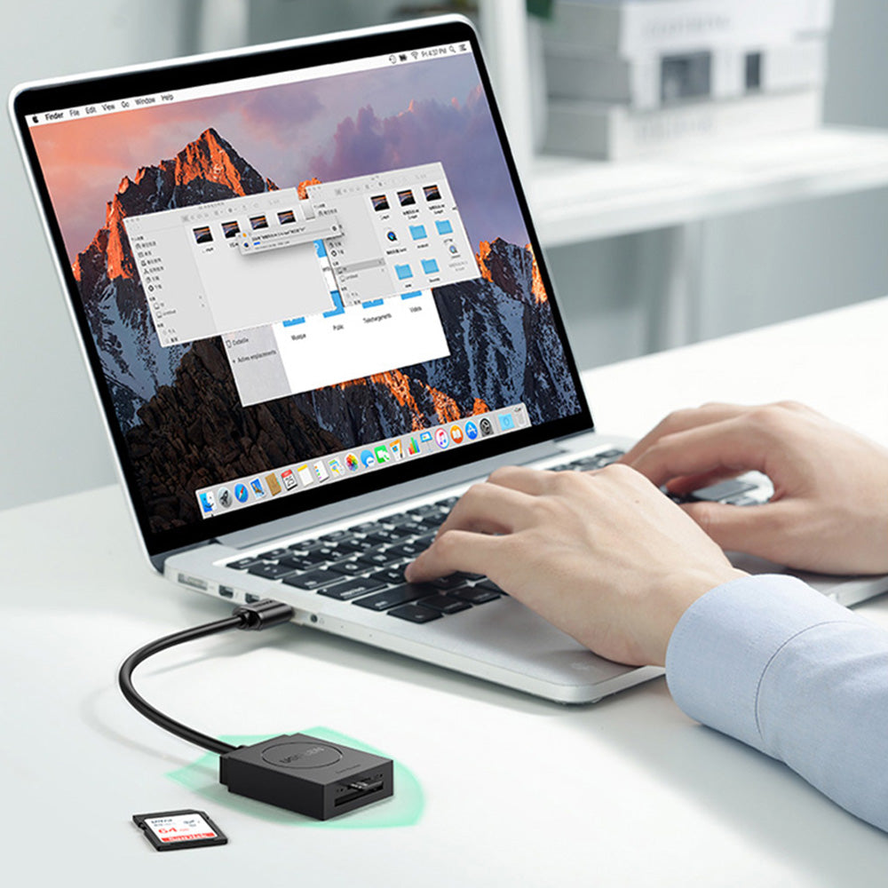 Cititor de Carduri SD, Micro SD la USB 3.0, Plug & Play, 5Gbps, 15cm - Ugreen CR127 (20250) - Black