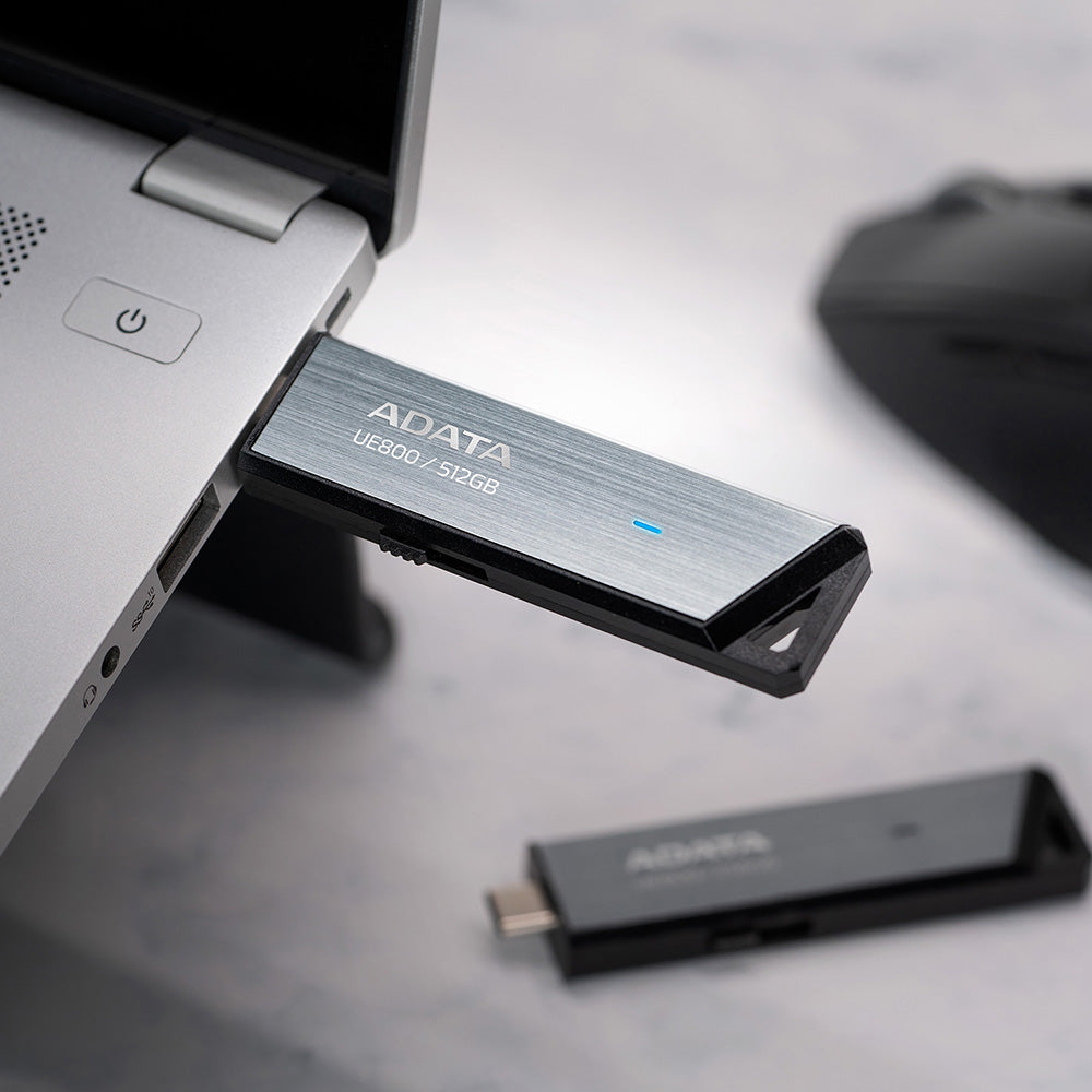 Adata - Memory Stick UE800 (AELI-UE800-256G-CSG) - Type-C (USB 10Gbps), 256GB, Up to 1,000/950MB/s, Metal Texture - Silv
