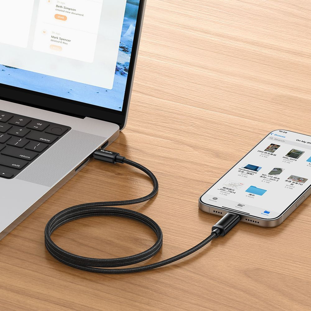 Mcdodo - Data Cable (CA-8000) - USB-C to USB-C, Dual LED Display, 100W, Fast Charging, 1.2m - Black