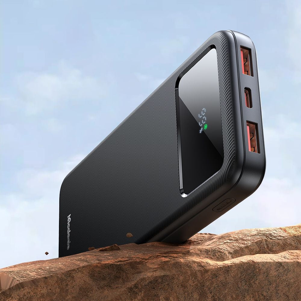 Mcdodo - Power Bank (MC-4220) - Type-C + 2x USB-A Ports, 10000mAh, 22.5W, LED Display - Black