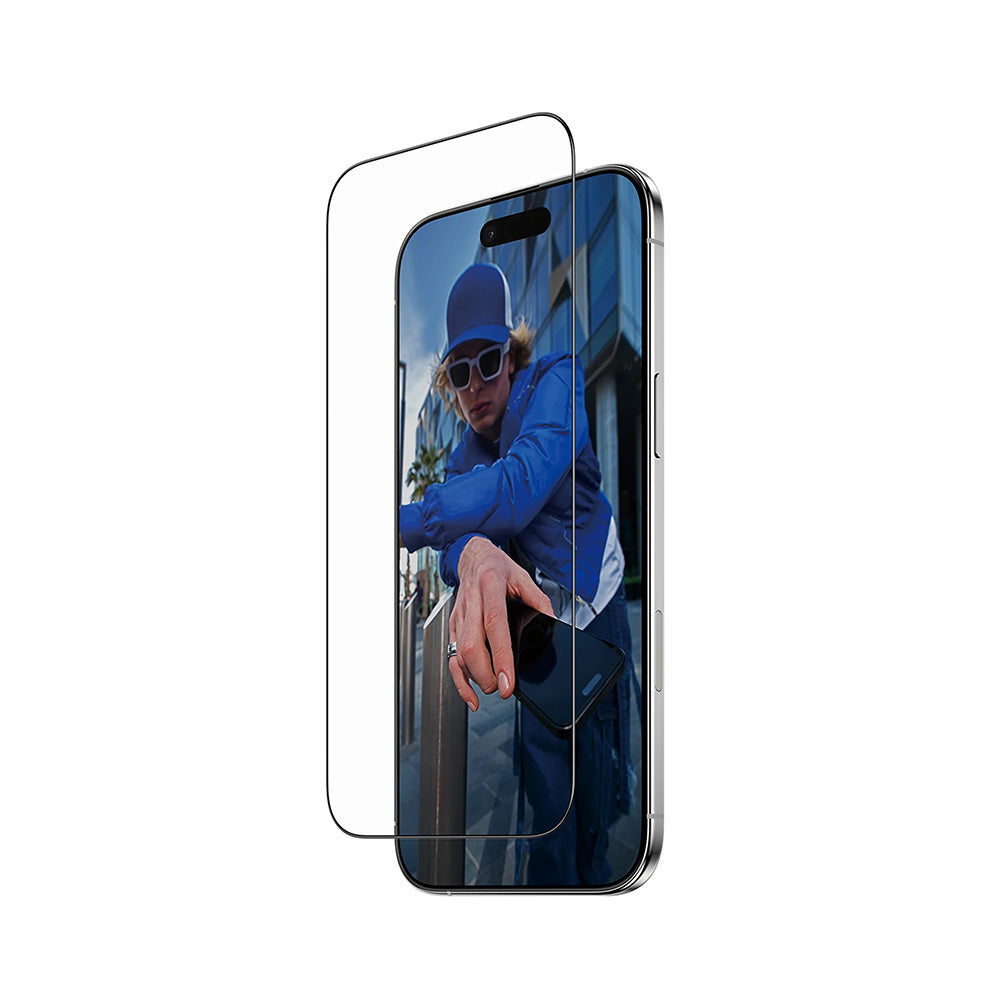 PanzerGlass® - Ultra-Wide Fit Screen Protector w. FASTFIT IN-A-BOX - iPhone 17 Air - Black