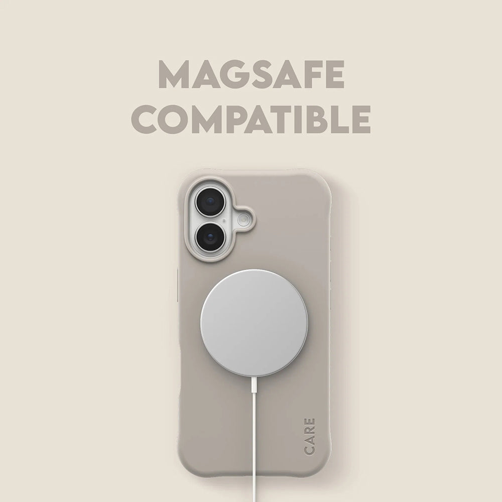 PanzerGlass® - CARE Fashionable Case w. MagSafe - iPhone 17 - Samba Vanilla