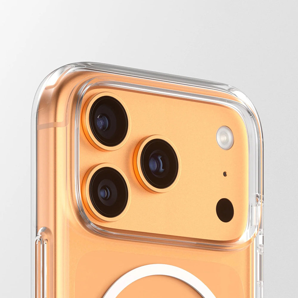 PanzerGlass® - CARE Feature Kickstand MagSafe - iPhone 17 Pro - Clear